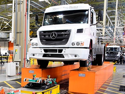 Se retira el último camión puntiagudo de Mercedes-Benz